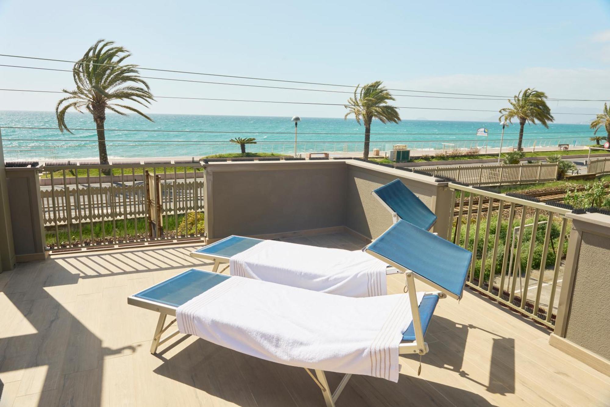 Appartement Terrazza Sul Mare A Pietra Ligure Extérieur photo